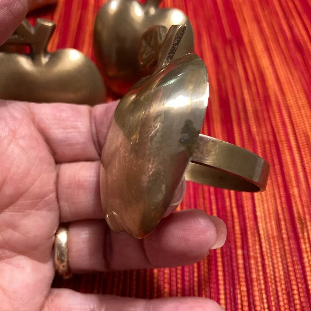 Apple Napkin Rings, Set of 6, Brass or Brass-Plated Country Farmhouse Gold Metal